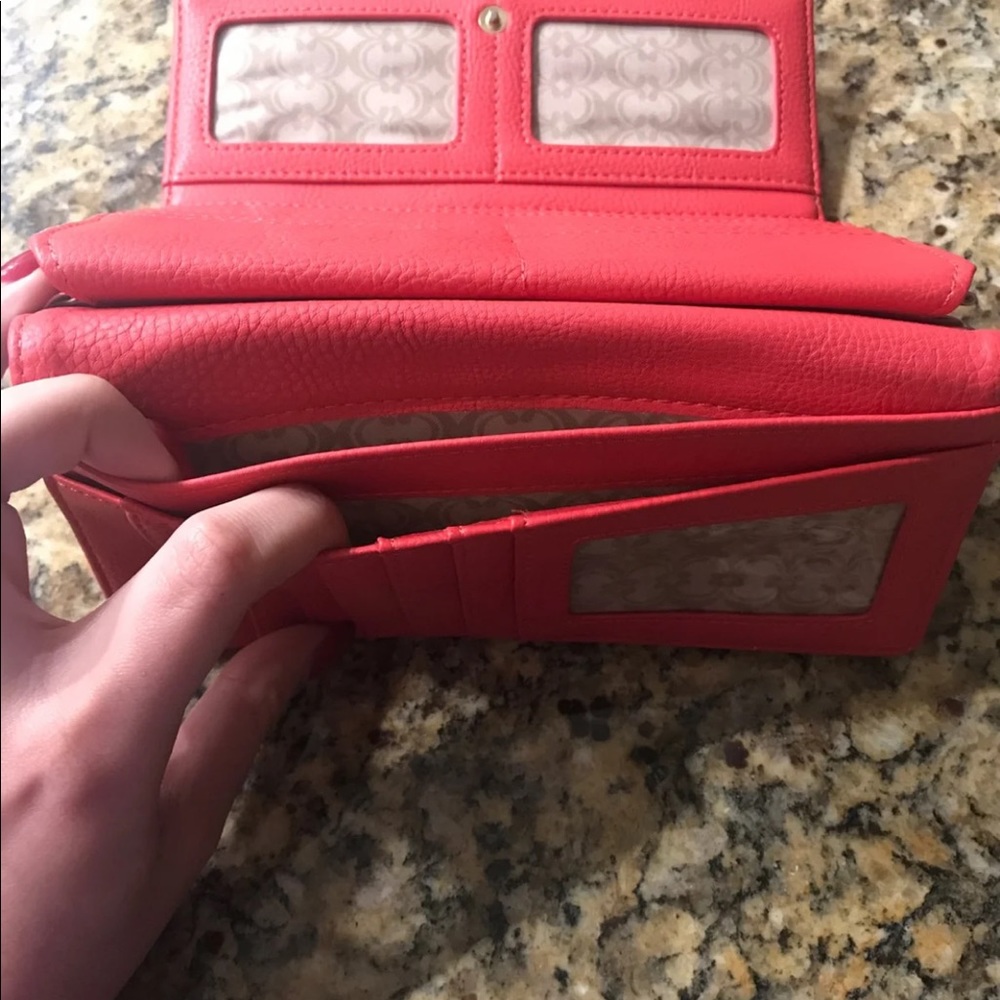 Red Wallet - Picture 6 of 6